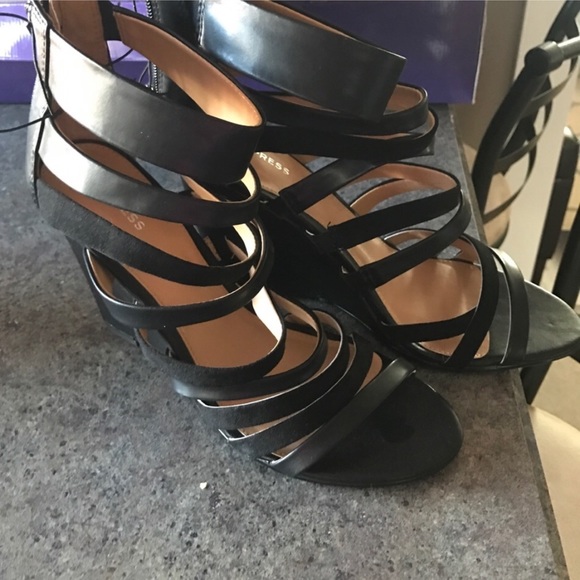 Express Shoes - Express Strappy Wedge Sandals